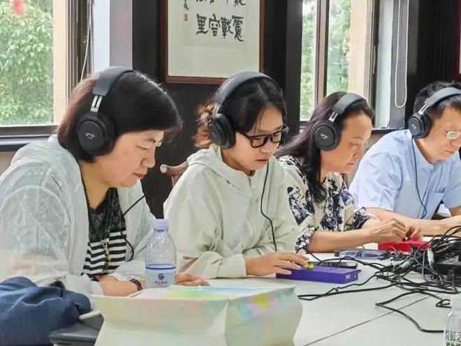 AI、3D打印、编程……这场科技节让小朋友秒变“科技小达人”!(图5)