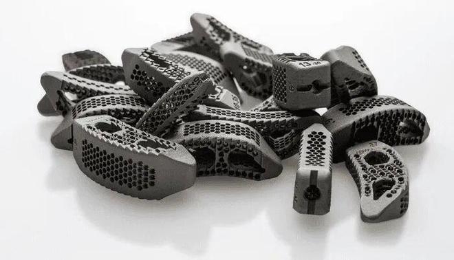钛合金3D打印全攻略：材料、工艺与应用逐层解析(图9)